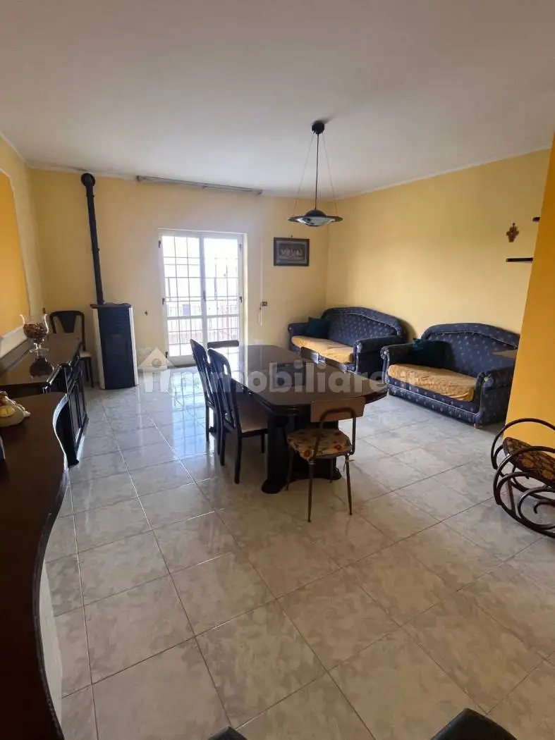 Appartamento in vendita a Cellole