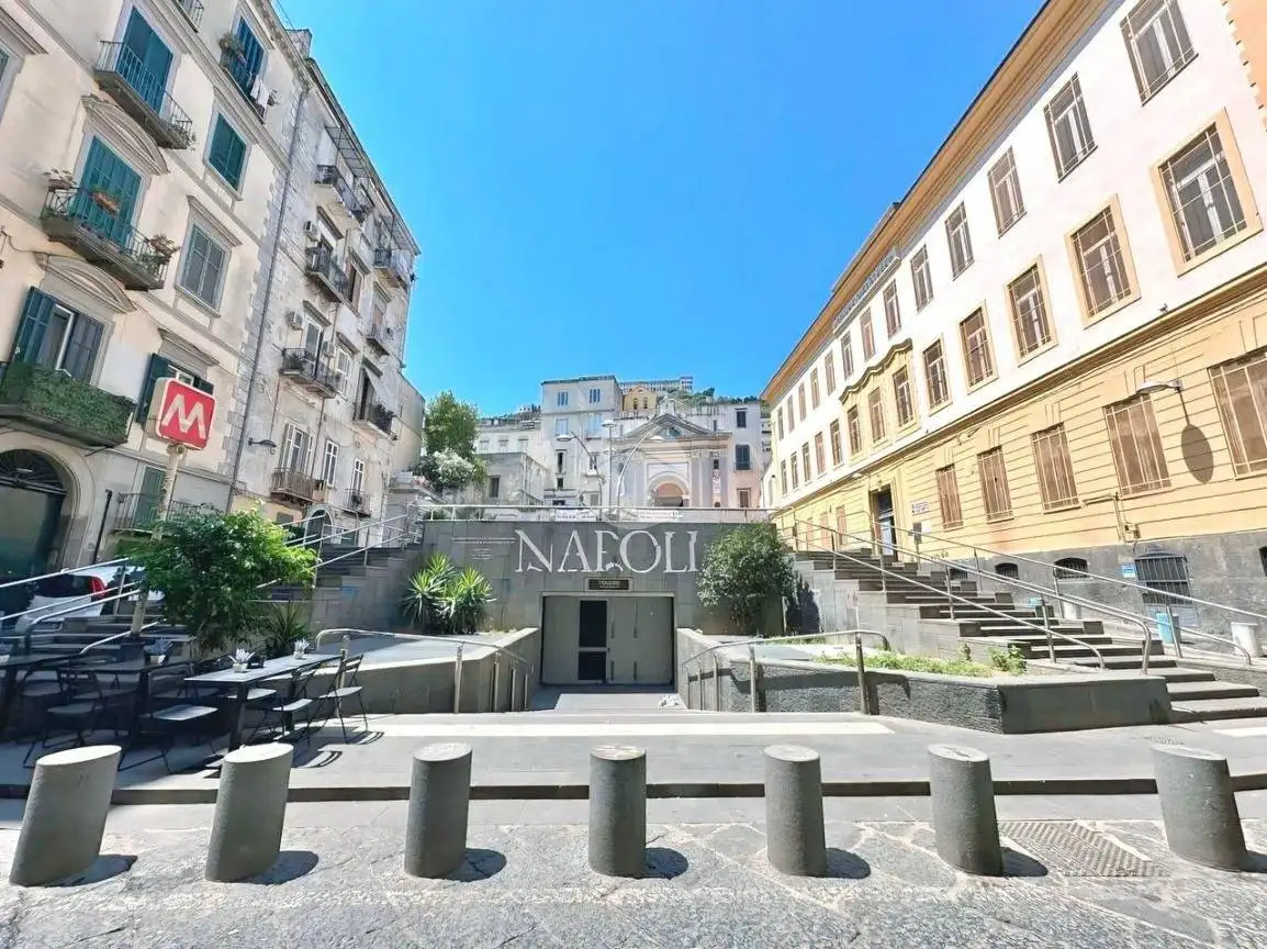Appartamento in vendita a Napoli