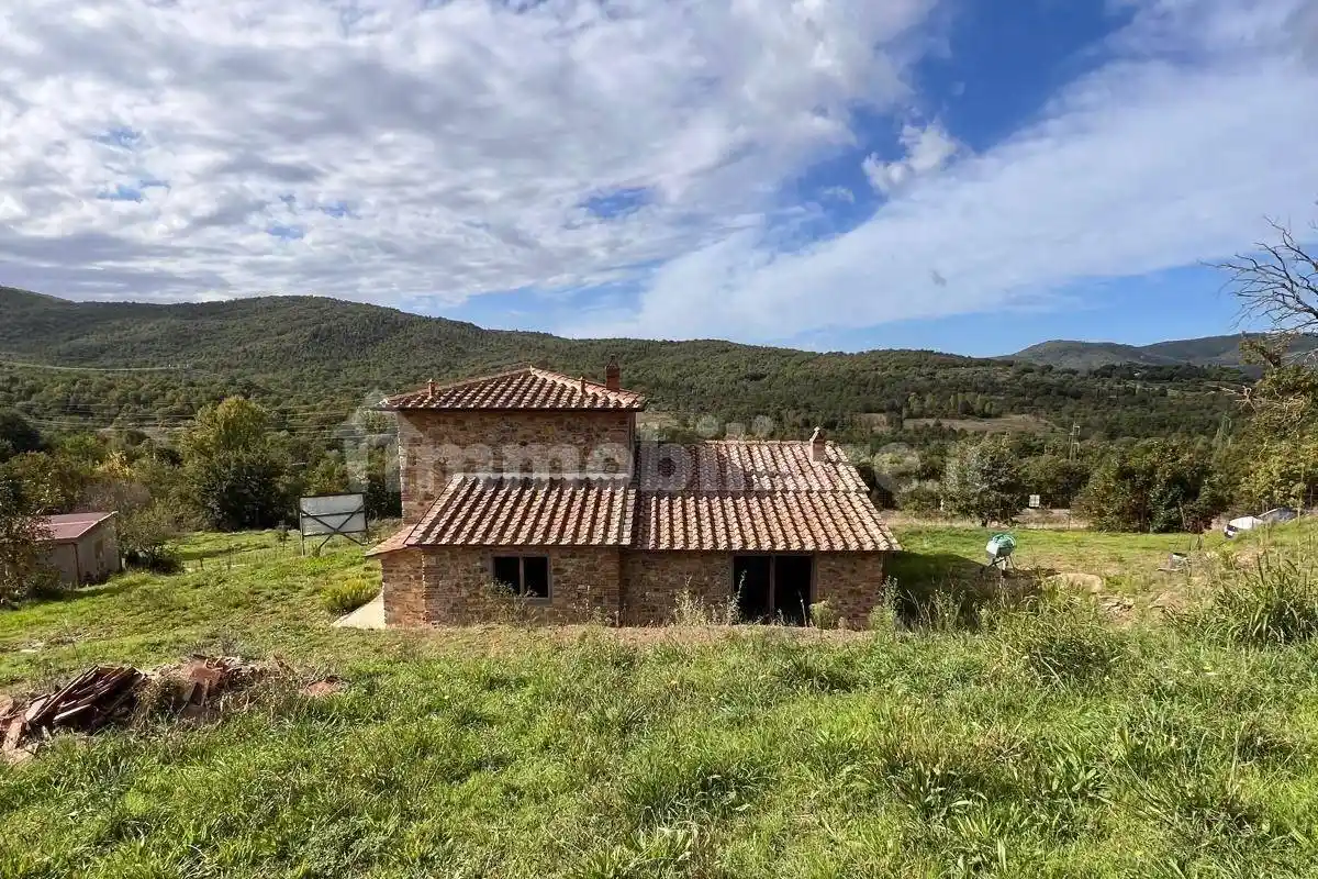 Rustico - Casale in vendita a Bucine