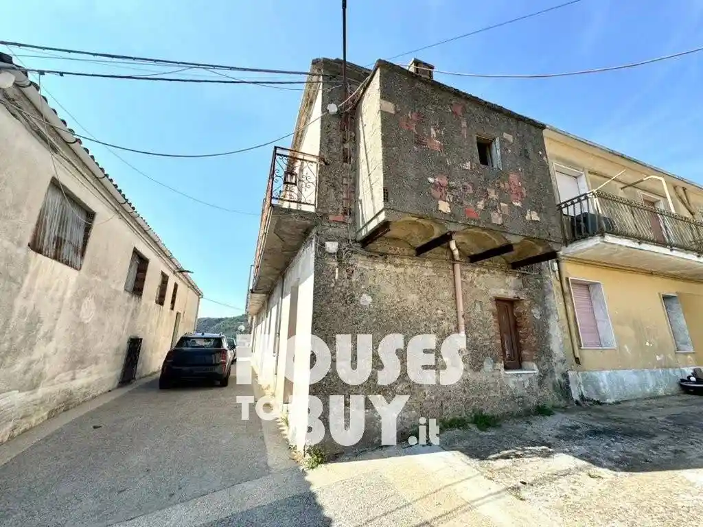 Appartamento via Giuseppe Garibaldi, 153., Carfizzi - foto 3