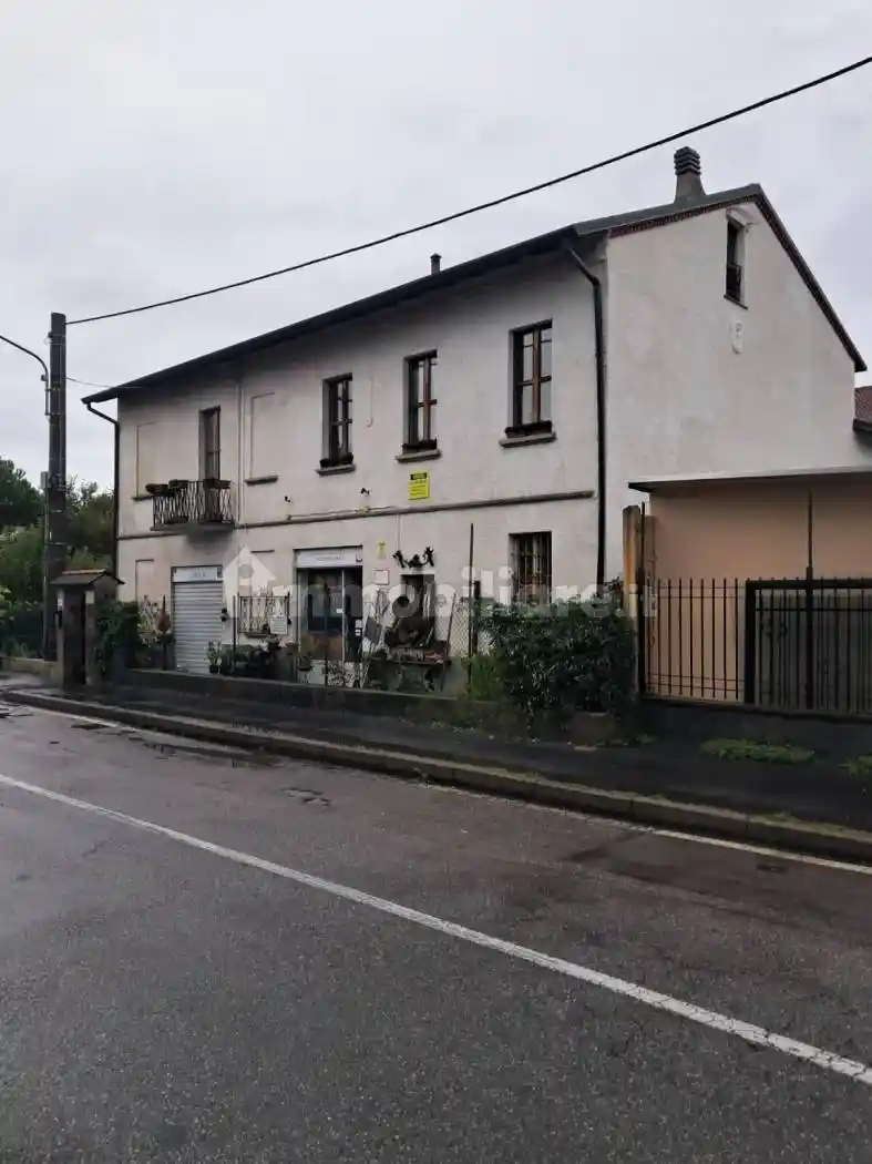 Villa in vendita a Pogliano Milanese