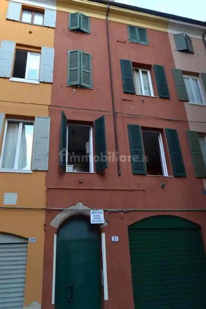 Appartamento in affitto a Modena