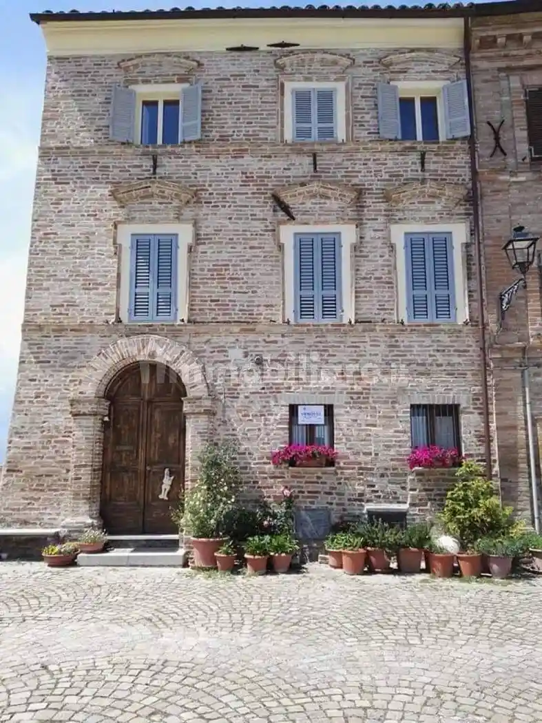 Villa in vendita a Castignano