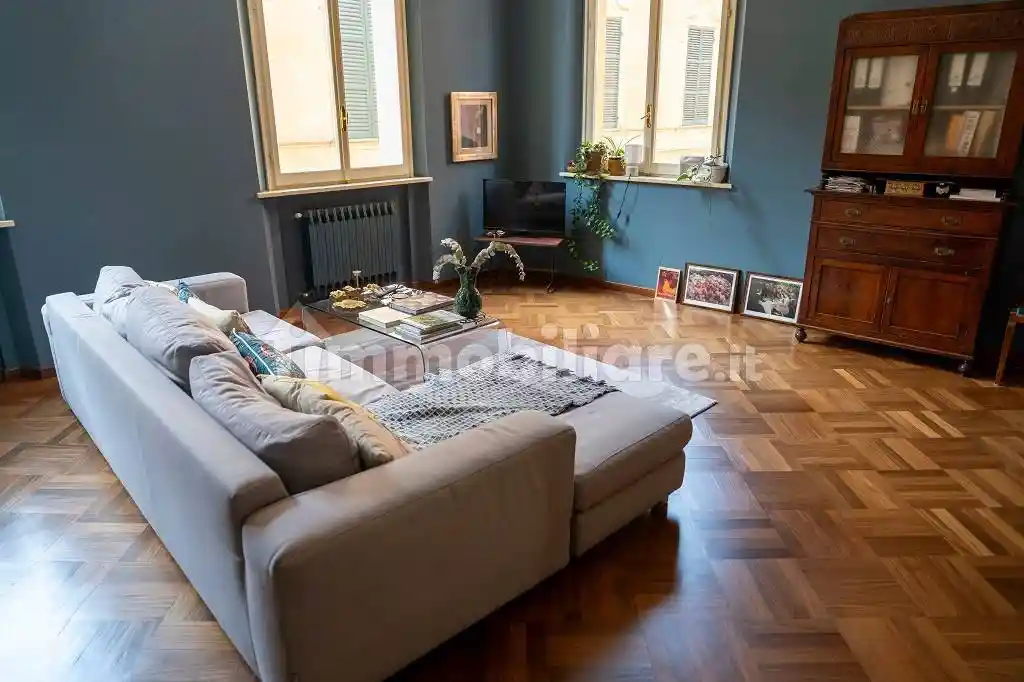 Appartamento in vendita a Modena