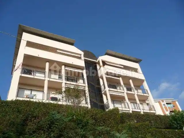 Appartamento in affitto a Varese