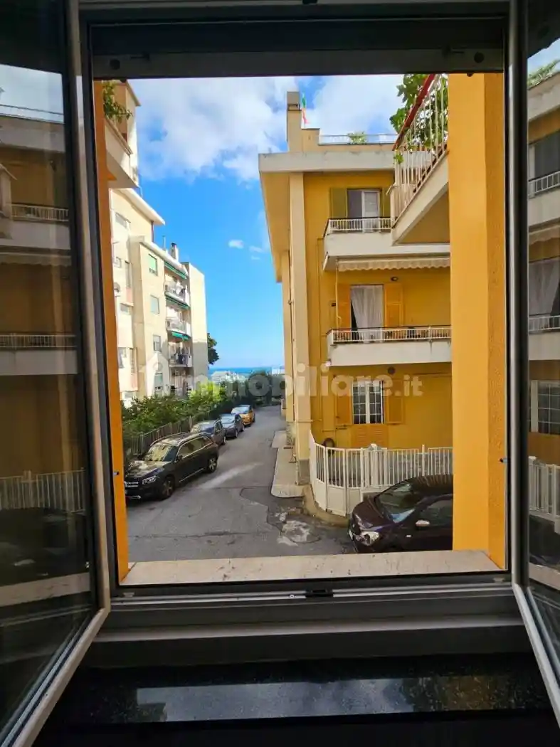 Appartamento in vendita a Genova