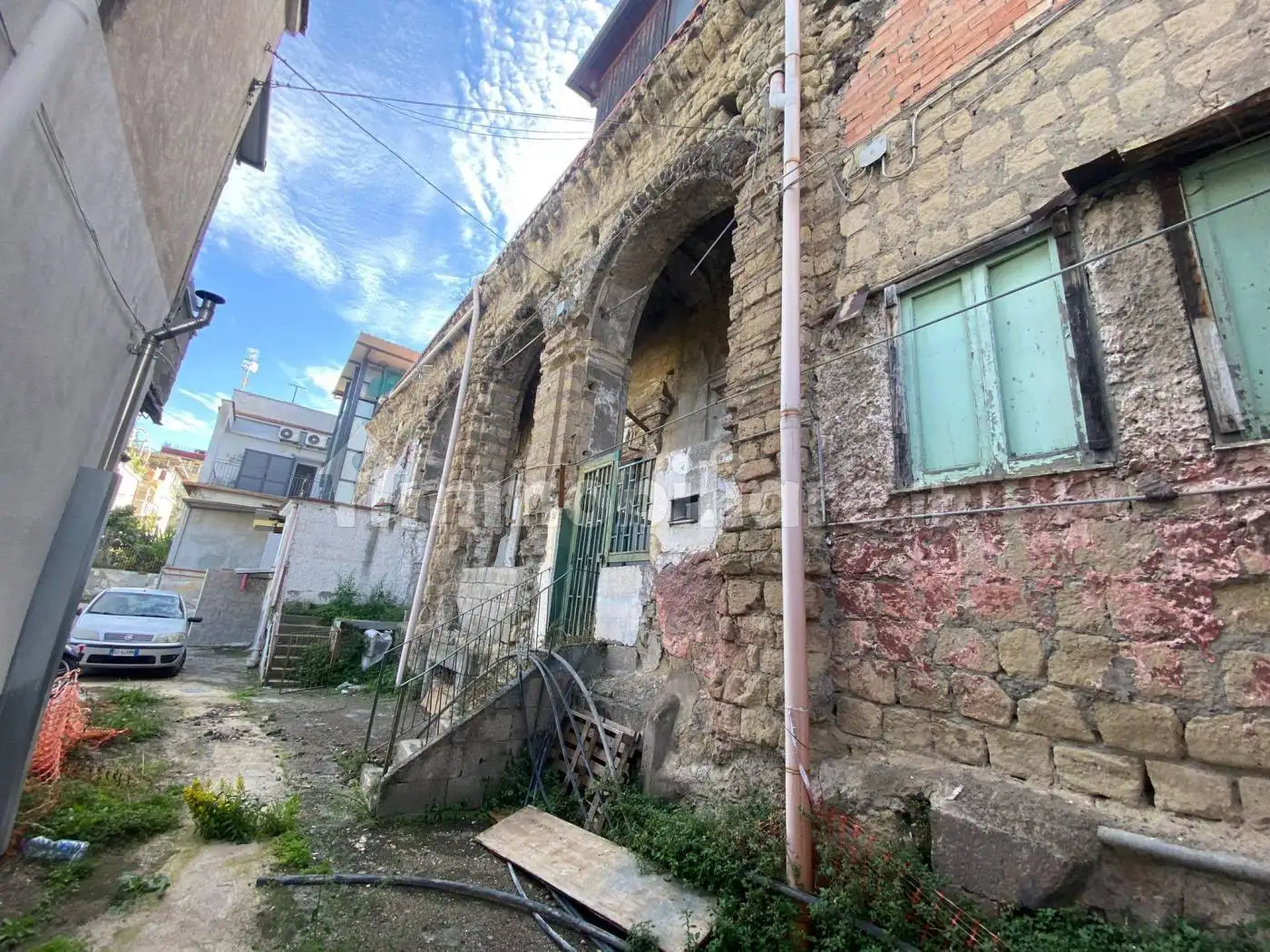 Appartamento in vendita a Napoli