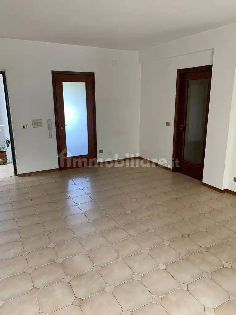 Quadrilocale via Benvenuto Cellini, Roges, Rende - foto 4