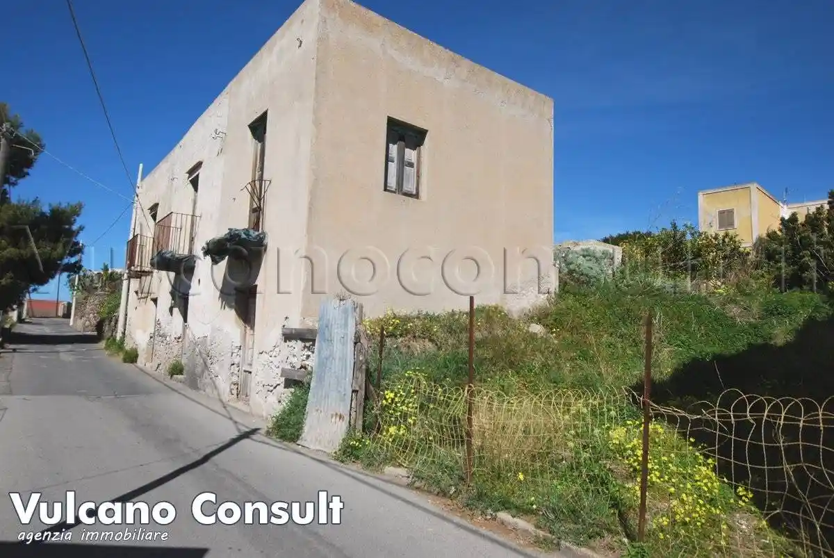 Rustico - Casale in vendita a Lipari