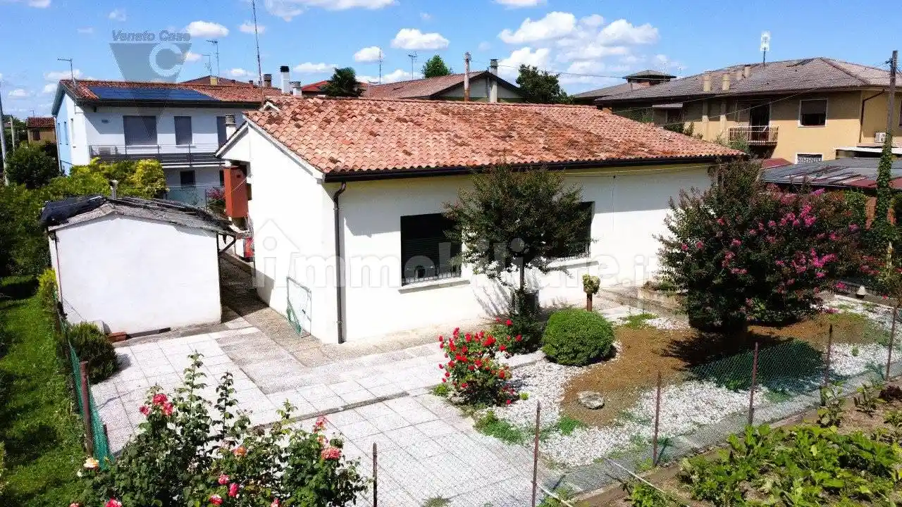 Casa indipendente in vendita a Padova