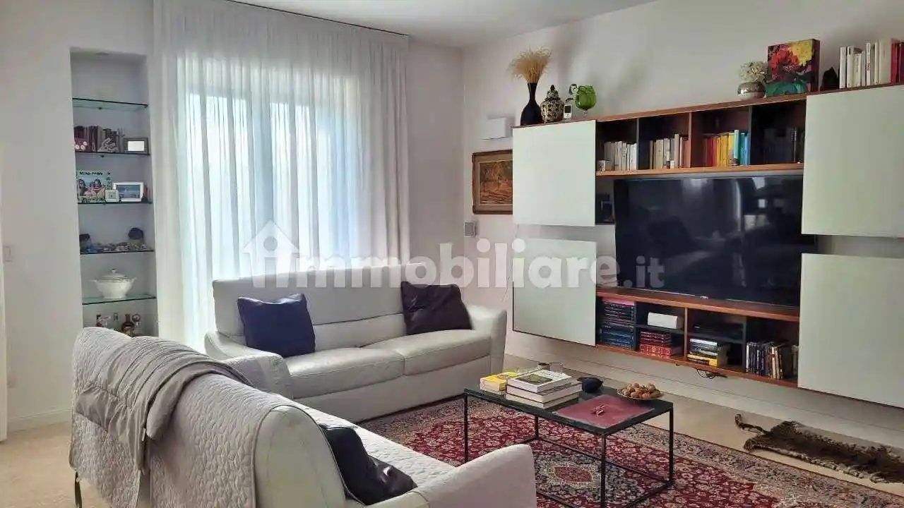 Trilocale via Paolo Bassi, Zara, Milano - foto 2