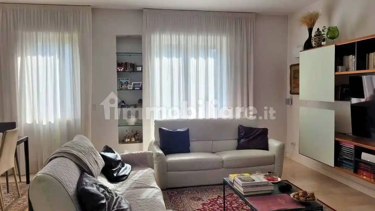 Trilocale via Paolo Bassi, Zara, Milano - foto 3