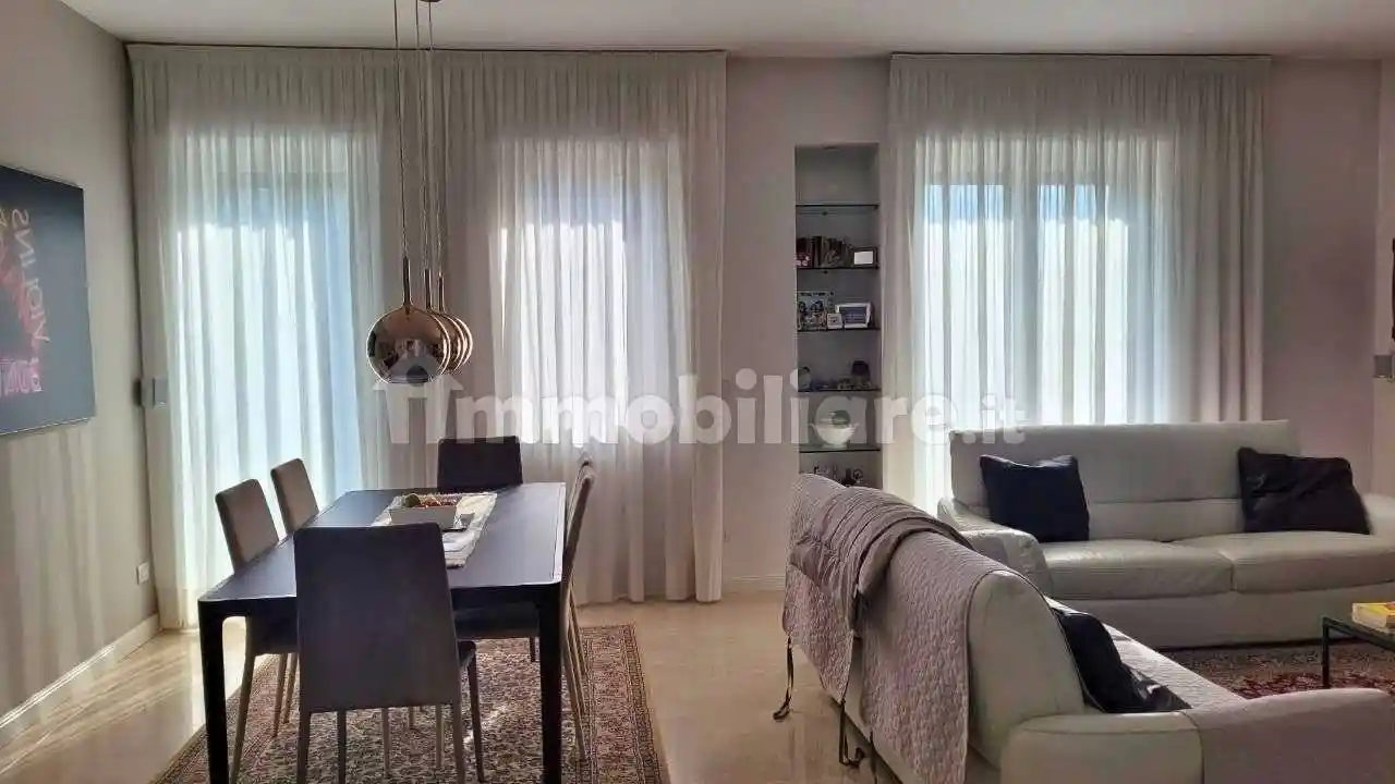 Trilocale via Paolo Bassi, Zara, Milano - foto 5