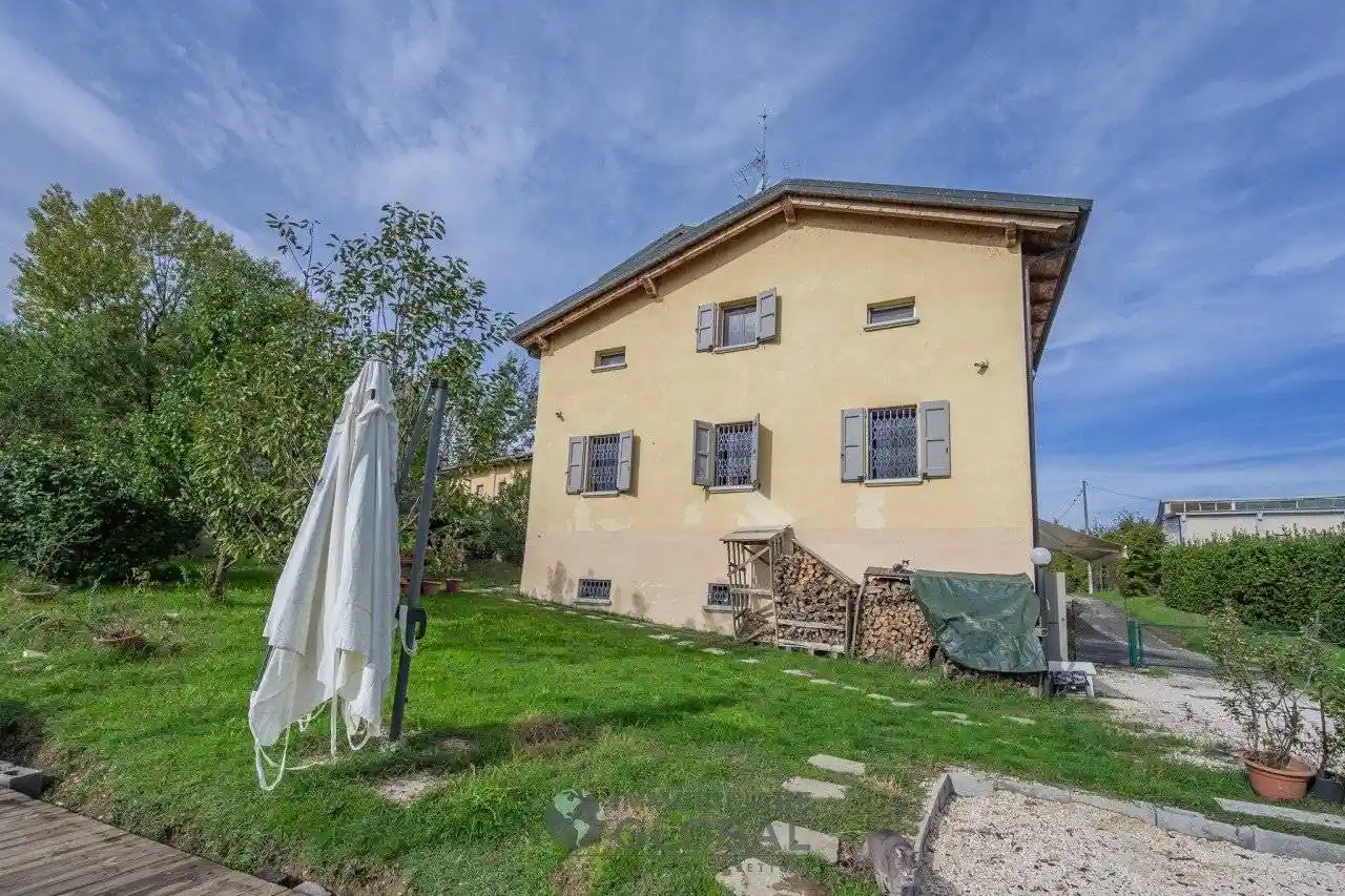 Villetta a schiera in vendita a Castelvetro di Modena