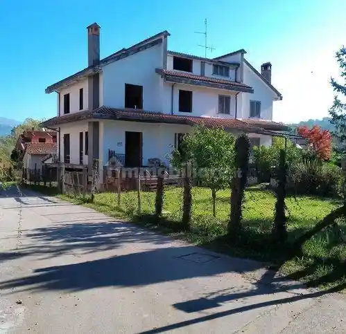 Casa indipendente in vendita a Alatri