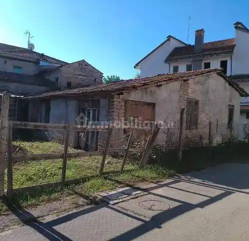 Rustico - Casale in vendita a Alatri