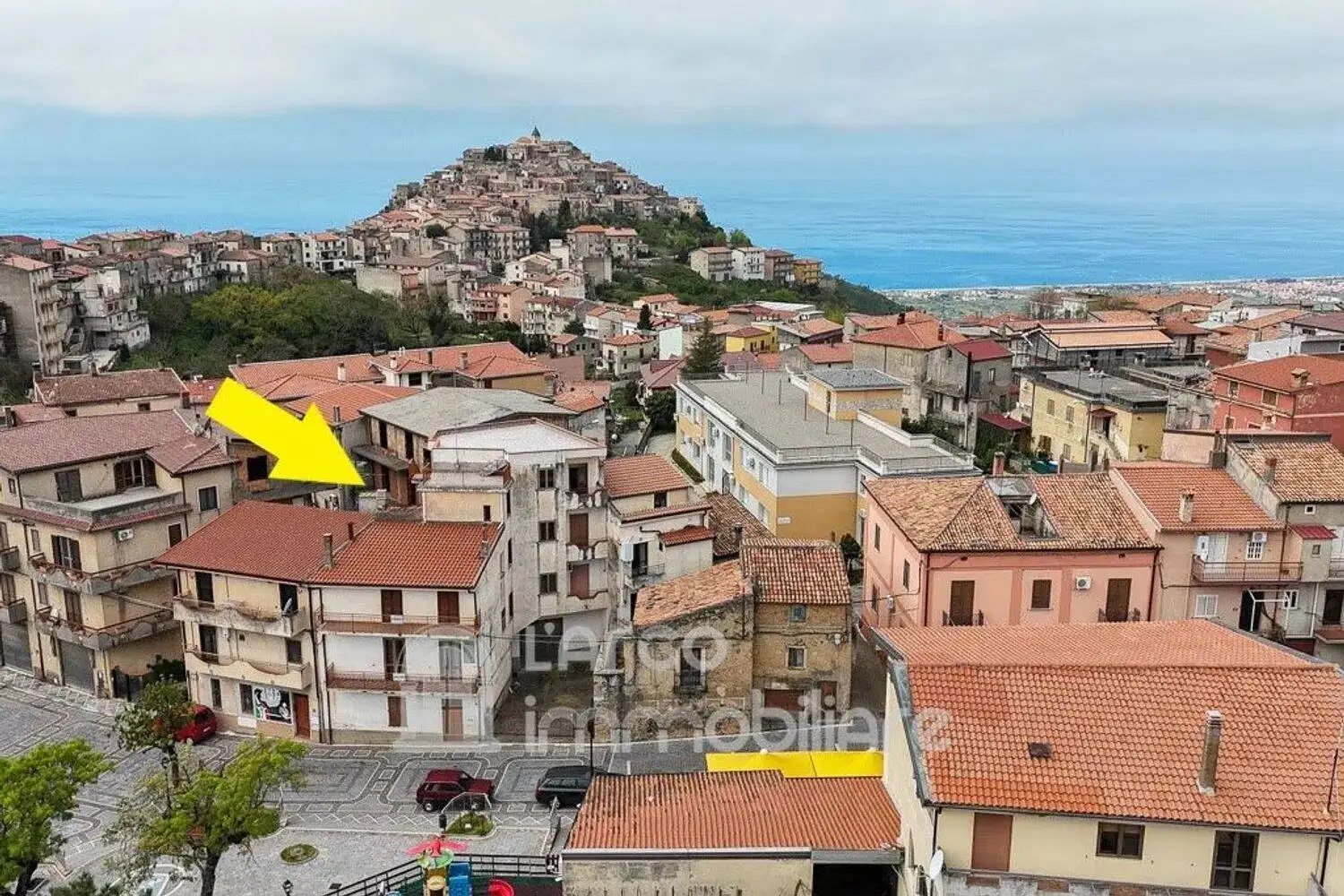 Palazzo - Edificio in vendita a Grisolia