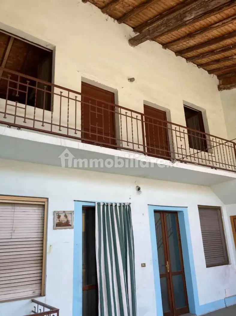 Rustico - Casale in vendita a Morengo