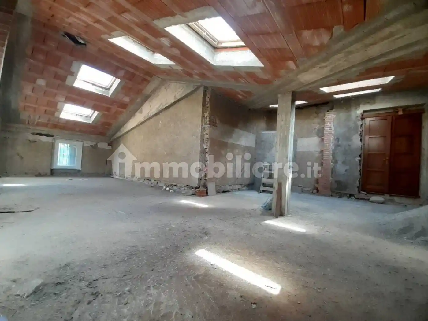 Appartamento in vendita a Lomazzo