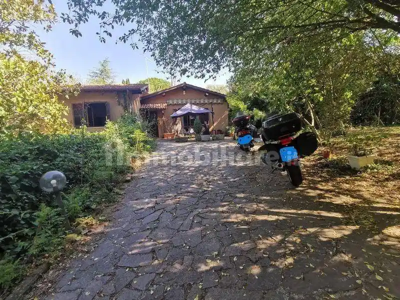 Villa in vendita a Sovicille