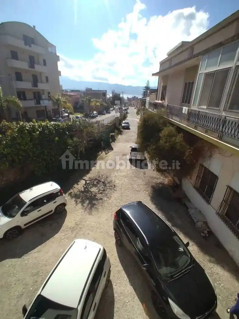 Appartamento via Cilea, 2, Centro, Villa San Giovanni - foto 3