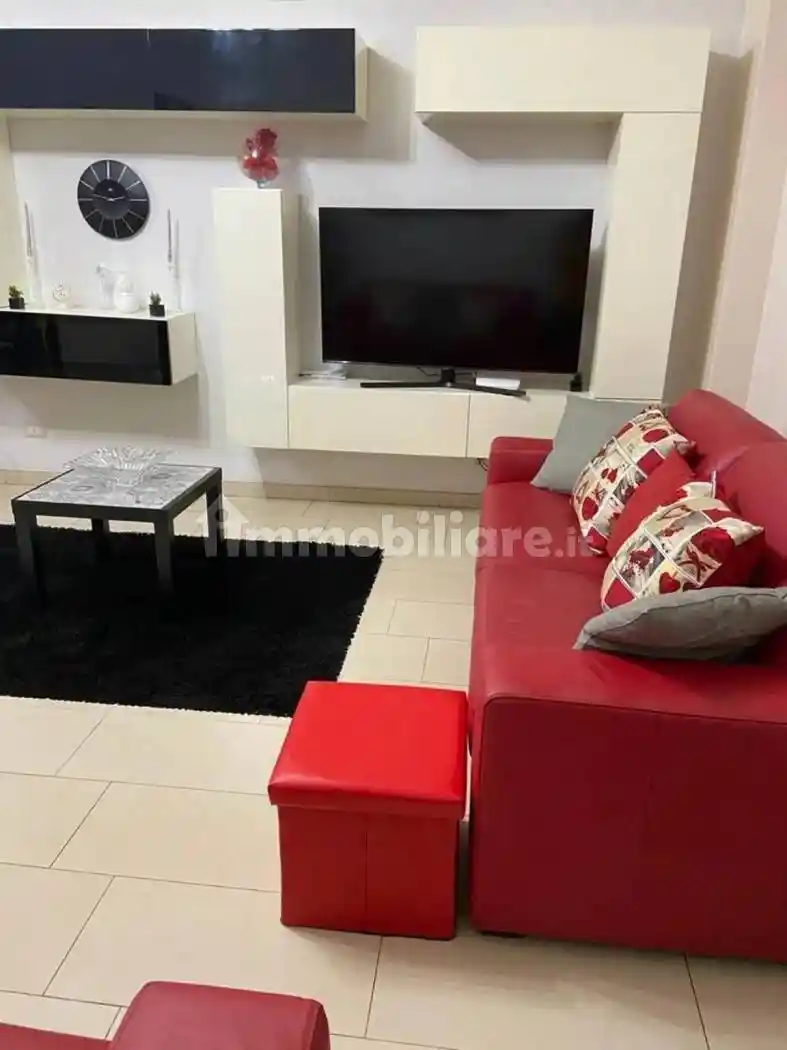 Quadrilocale viale Rocco Larussa San C., Centro, Villa San Giovanni - foto 3