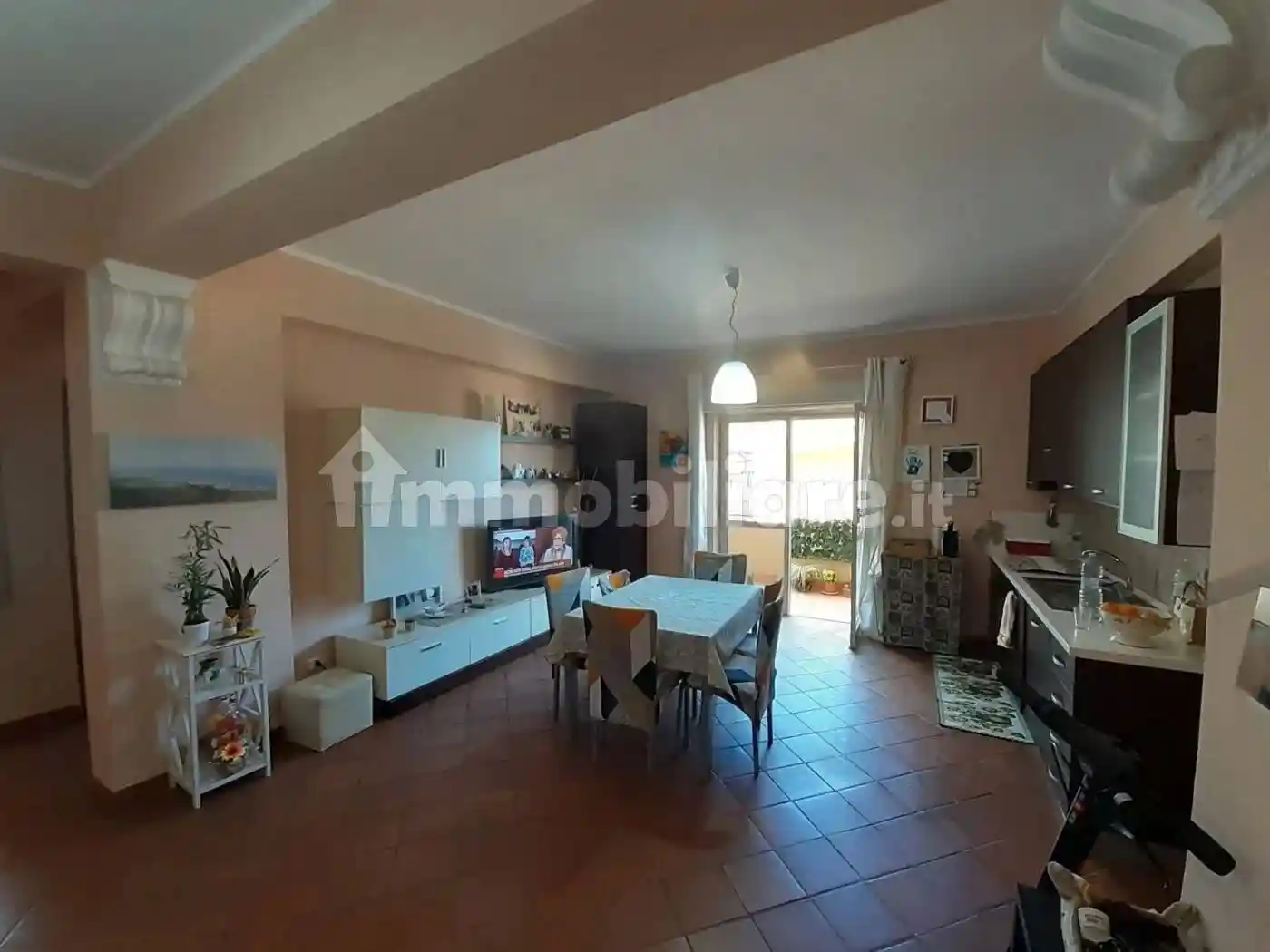 Trilocale viale Antonio Scopelliti, 38, Centro, Villa San Giovanni - foto 2