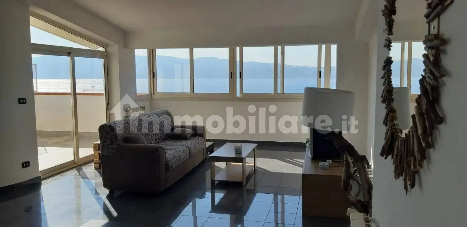 Appartamento in vendita a Villa San Giovanni