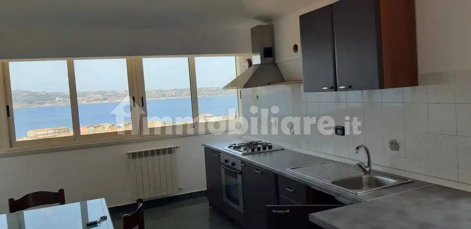 Appartamento via Belluccio San C., Centro, Villa San Giovanni - foto 3