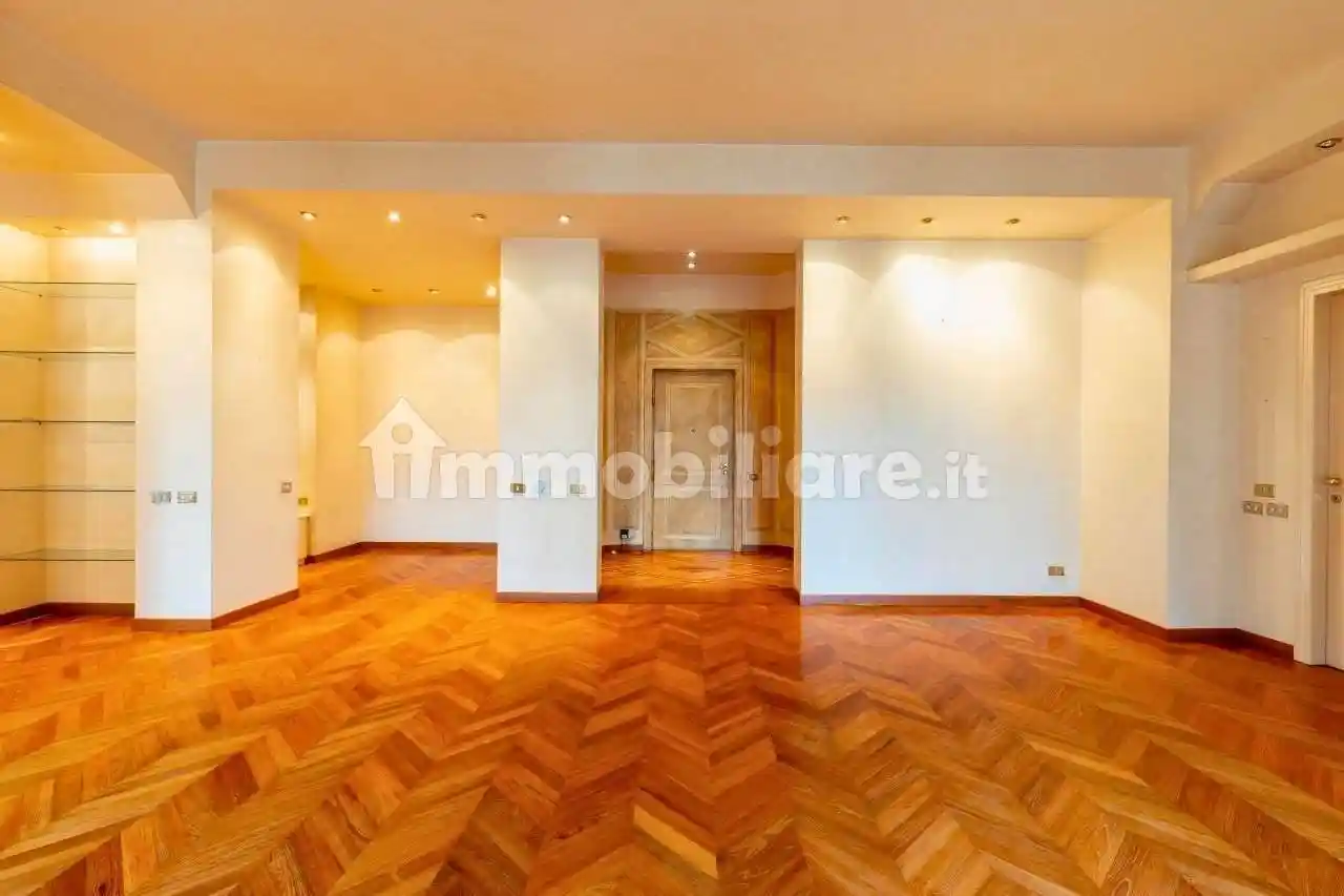 Appartamento via Matteo Bandello, San Vittore, Milano - foto 2