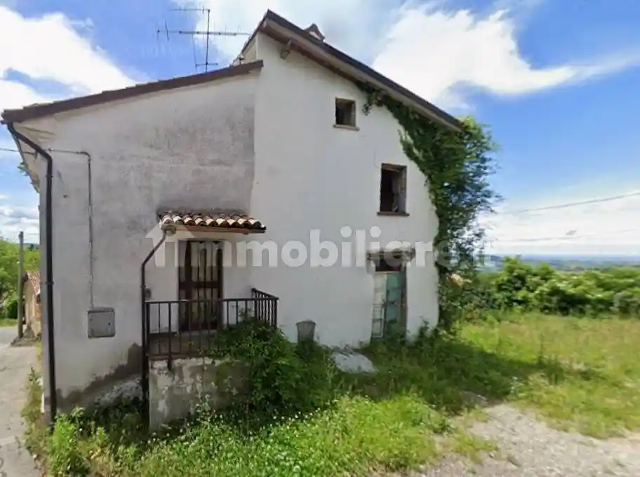 Rustico - Casale in vendita a Alta Val Tidone