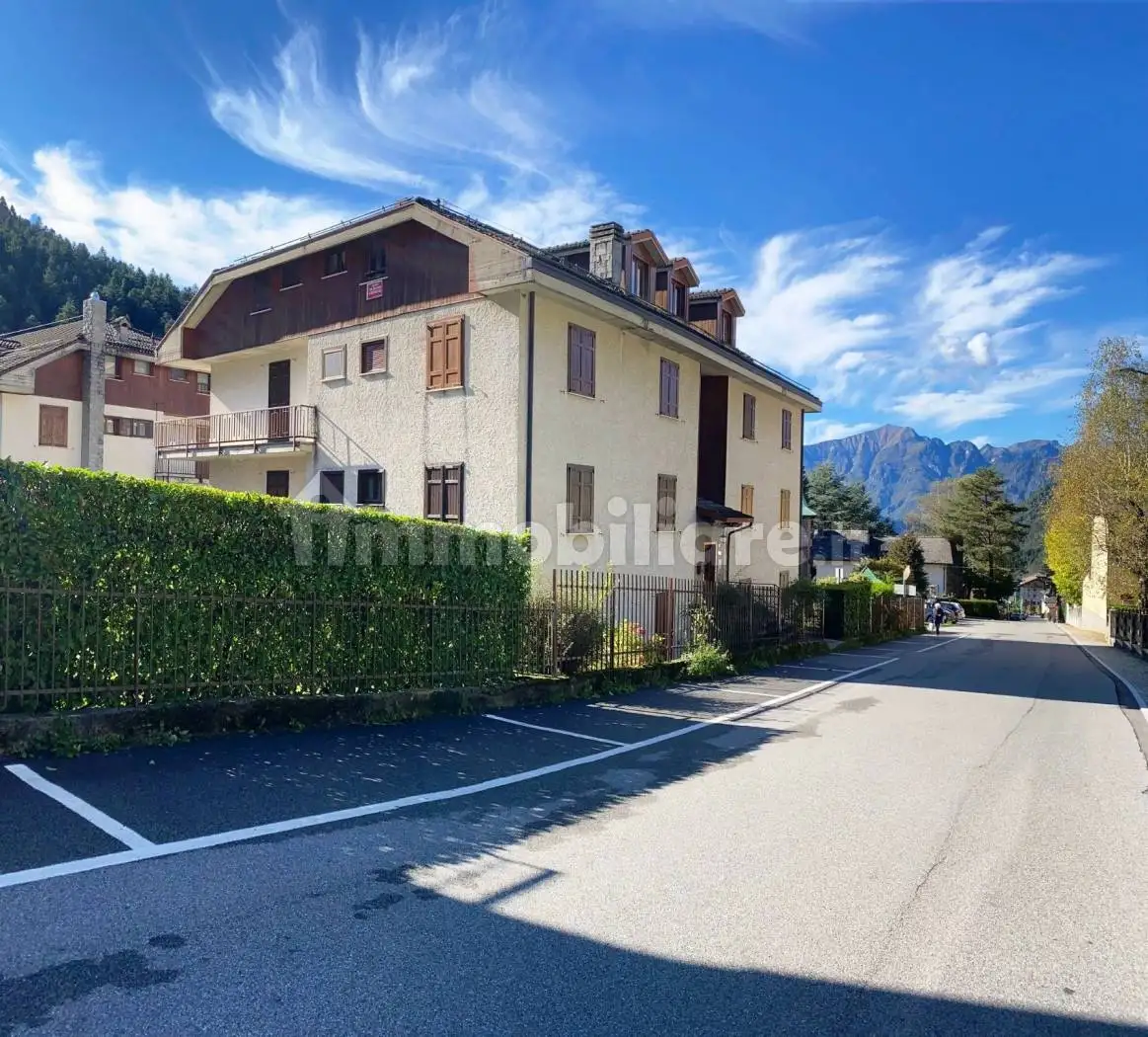 Appartamento in vendita a Piazzatorre