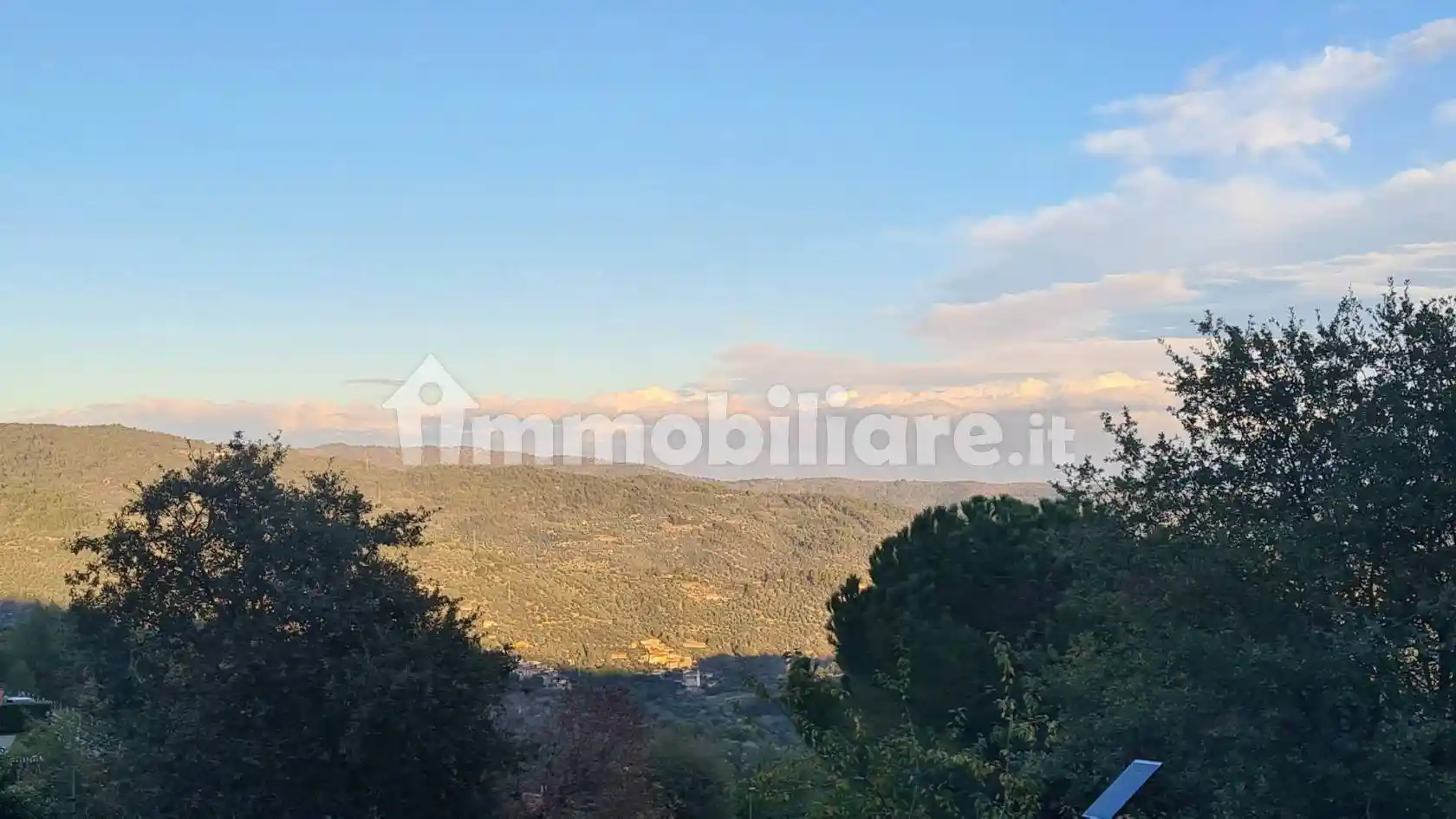 Villa in vendita a Diano Arentino