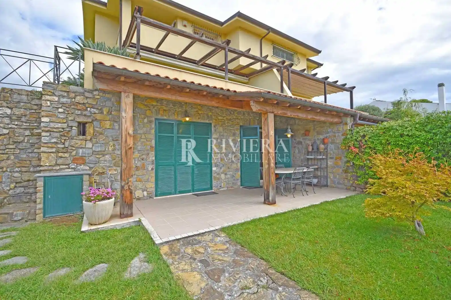 Villa in vendita a Sanremo