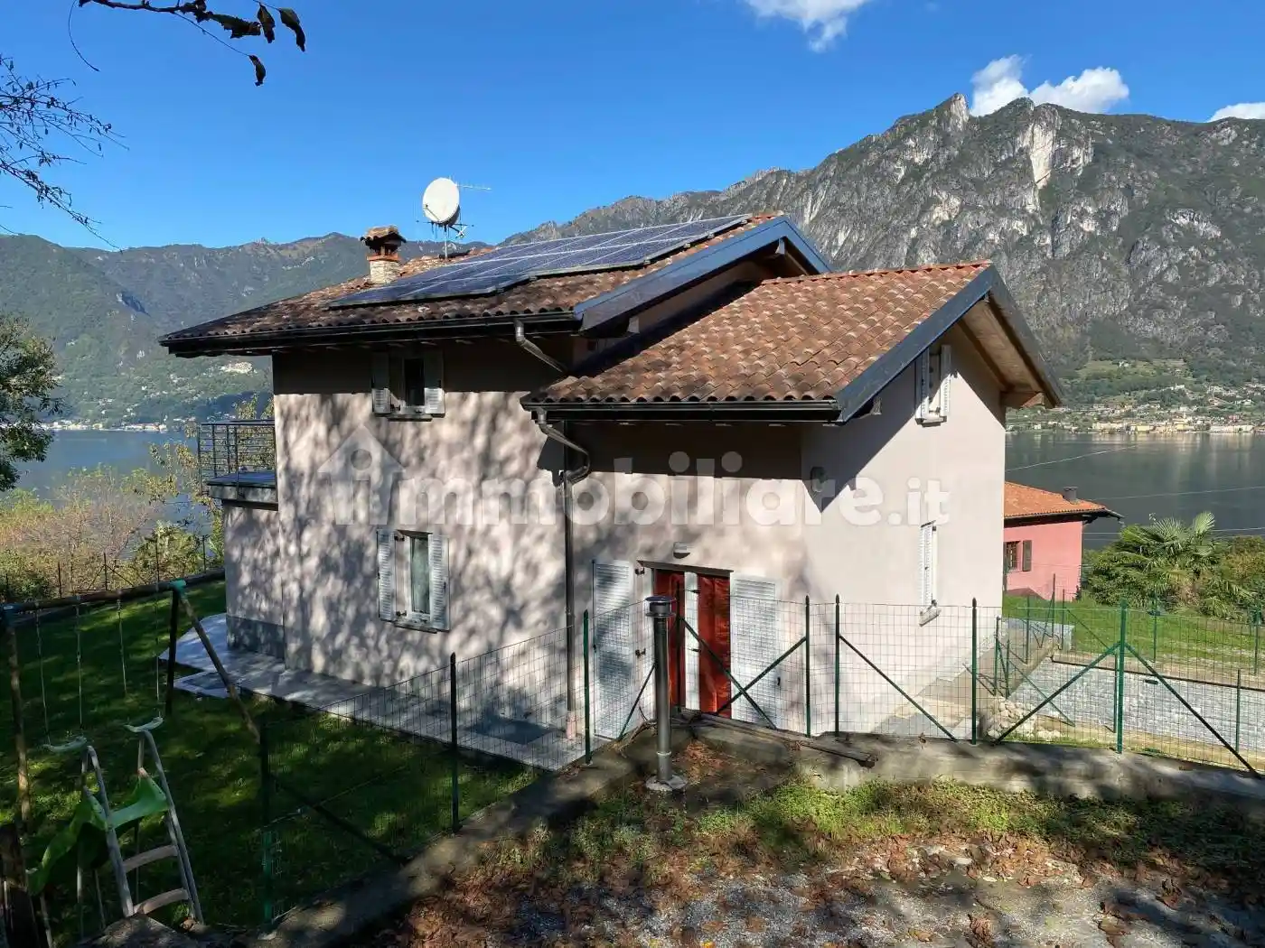 Villa in vendita a Claino con Osteno