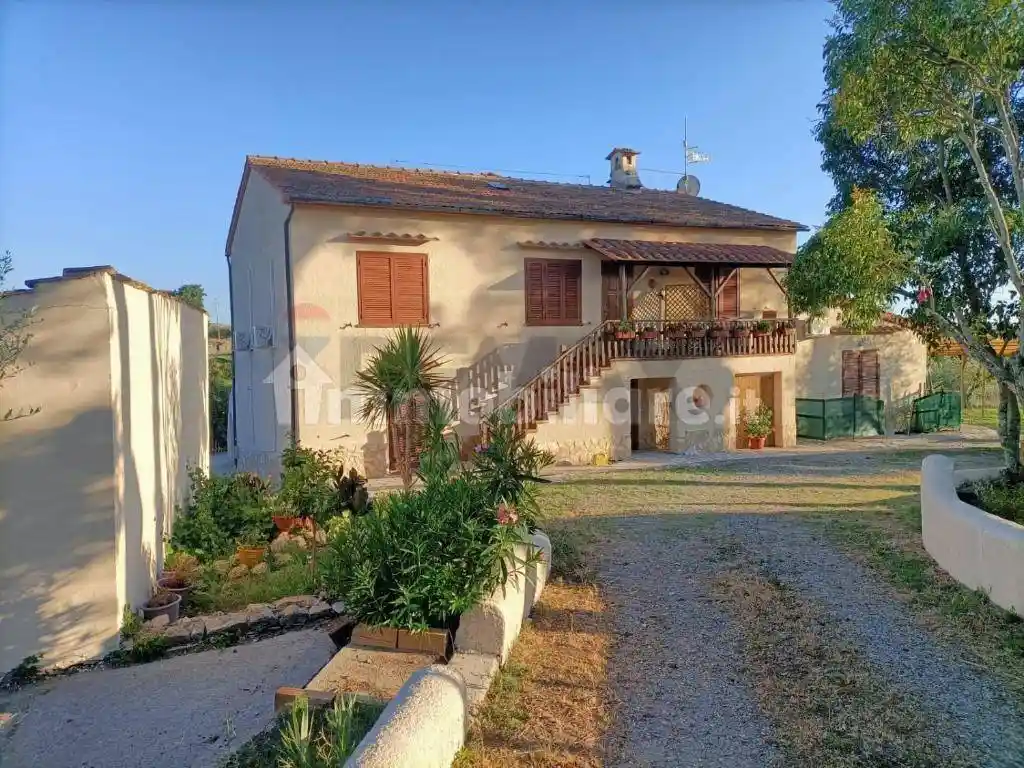 Rustico - Casale in vendita a Roccastrada