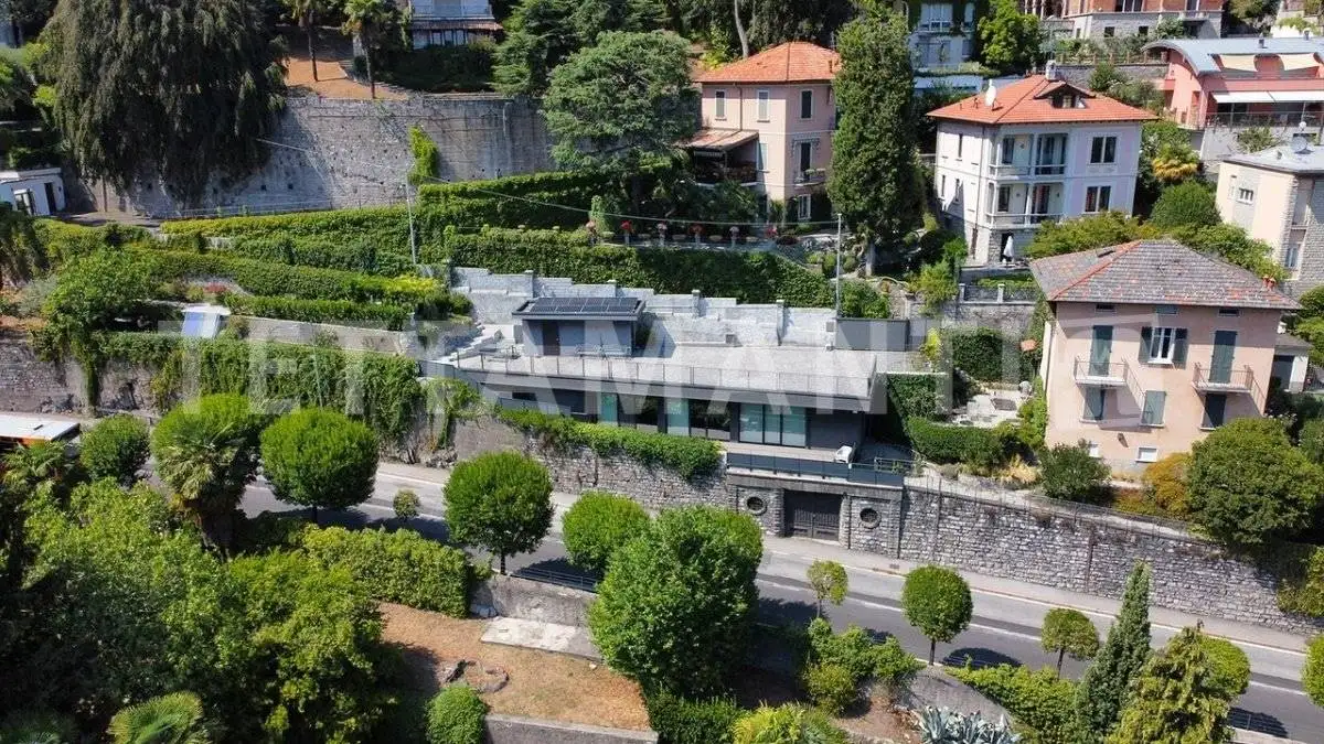 Villa in vendita a Como