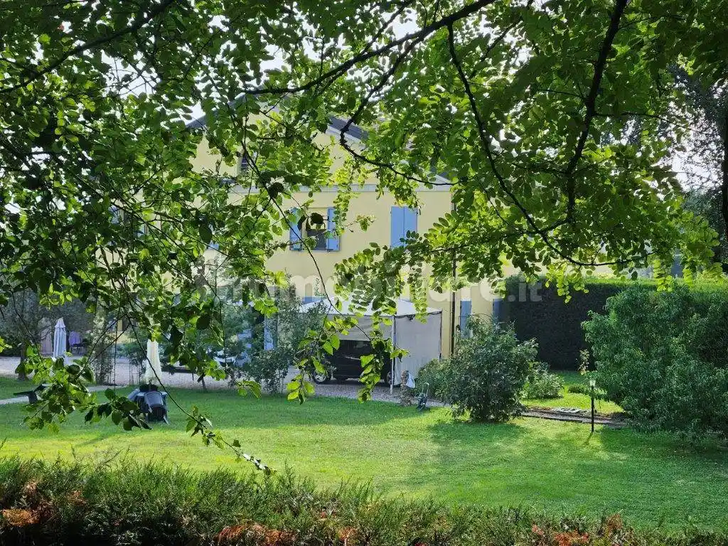 Villa bifamiliare, ottimo stato, 345 m², Madonnina - Tre Olmi, Modena - foto 4