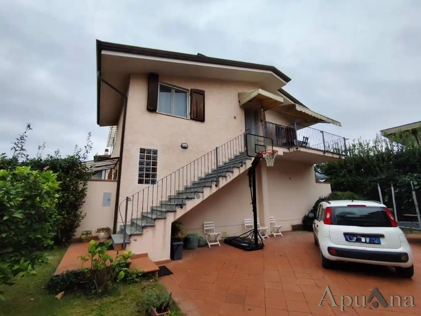 Villetta a schiera in vendita a Massa