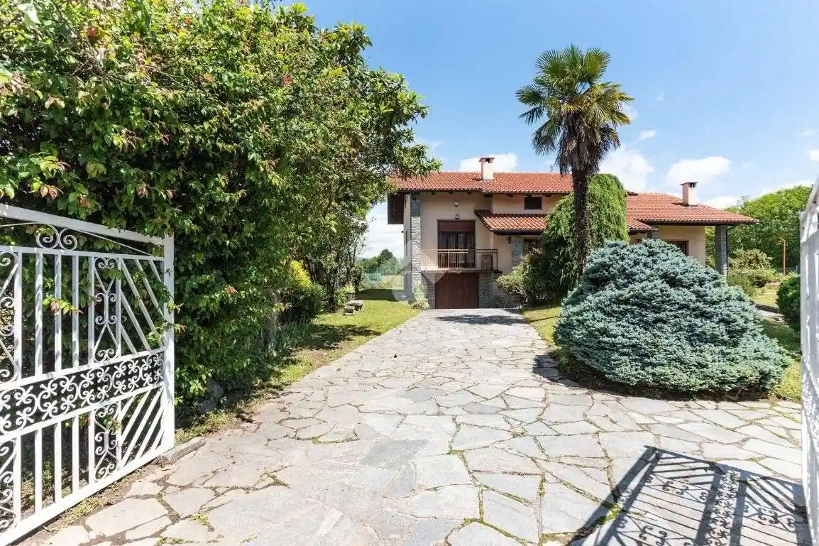 Villa in vendita a Nole