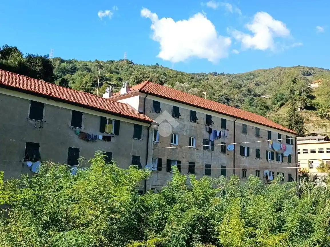 Trilocale via fabbriche 58, Fiorino, Genova - foto 2