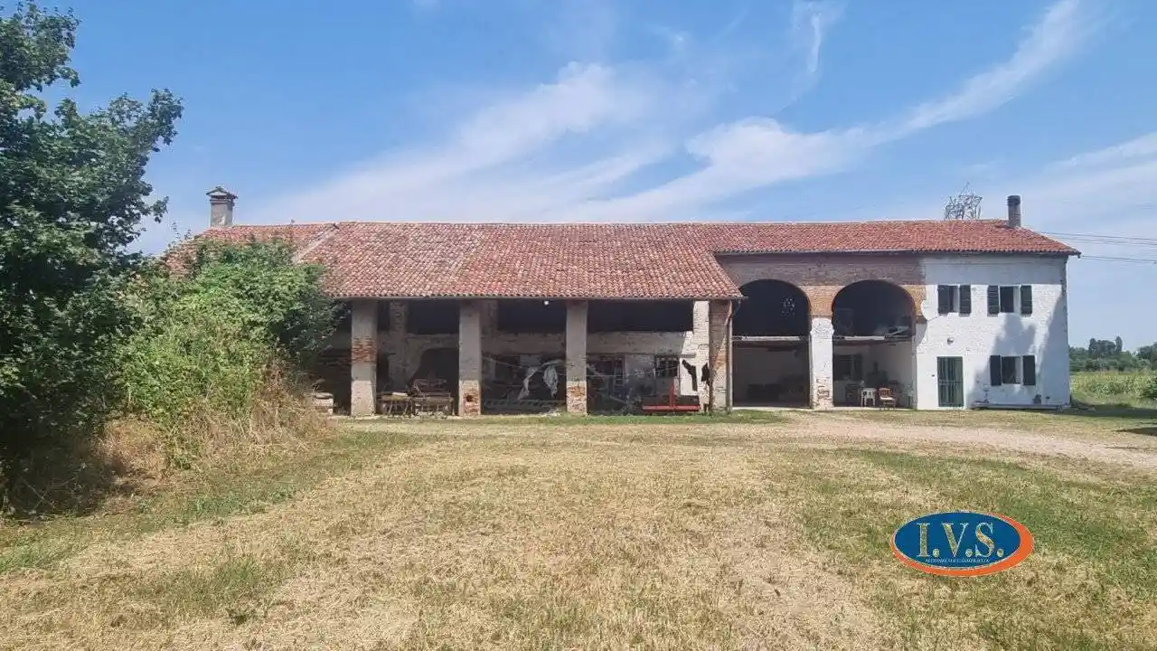 Rustico - Casale in vendita a Cervarese Santa Croce