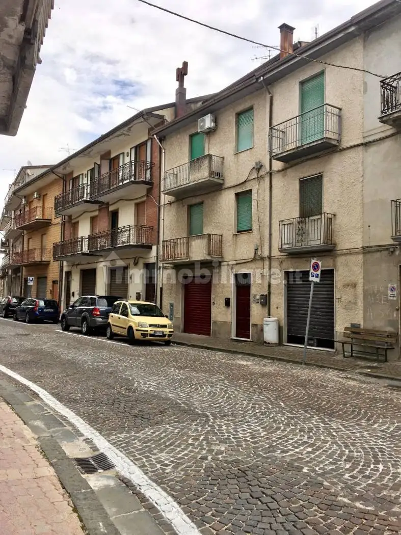 Appartamento via Roma 101, Castelvetere sul Calore