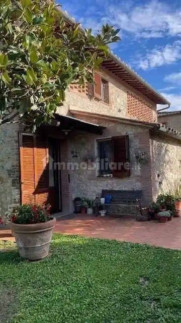 Casa indipendente in vendita a Sovicille
