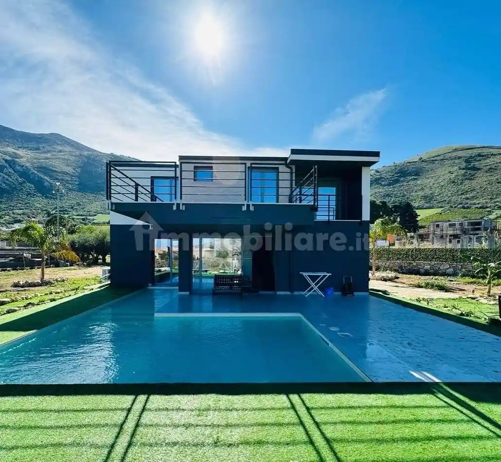 Villa in vendita a Castellammare del Golfo