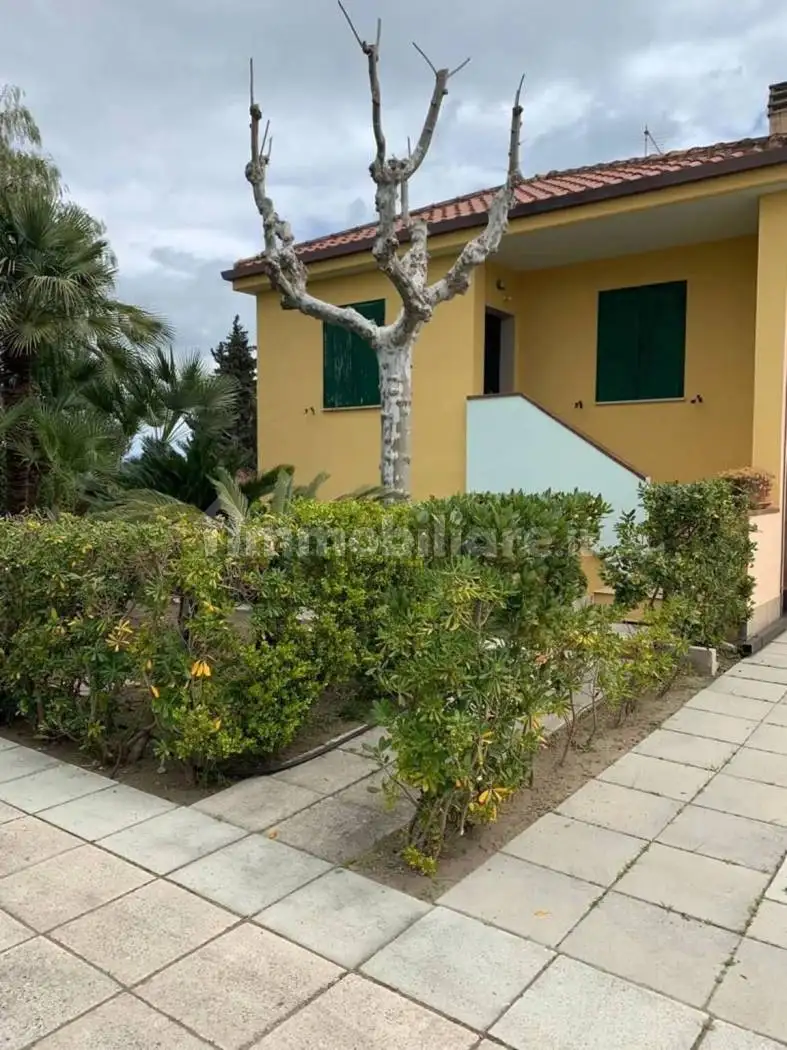 Villa in vendita a Bernalda