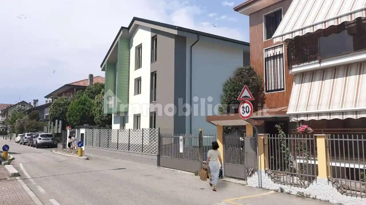 Appartamento in vendita a Pregnana Milanese