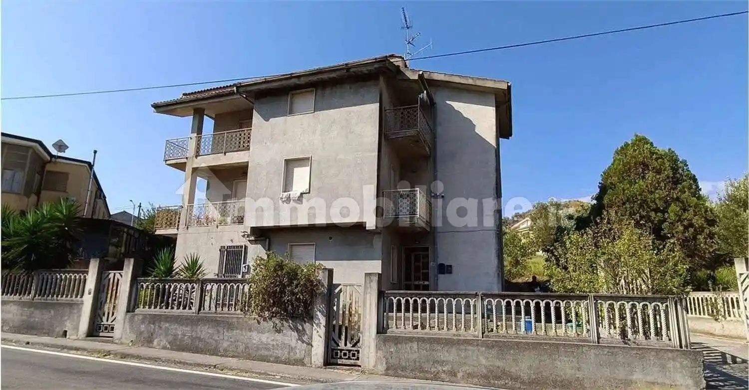 Trilocale corso Telesio, 26, Settingiano - foto 2