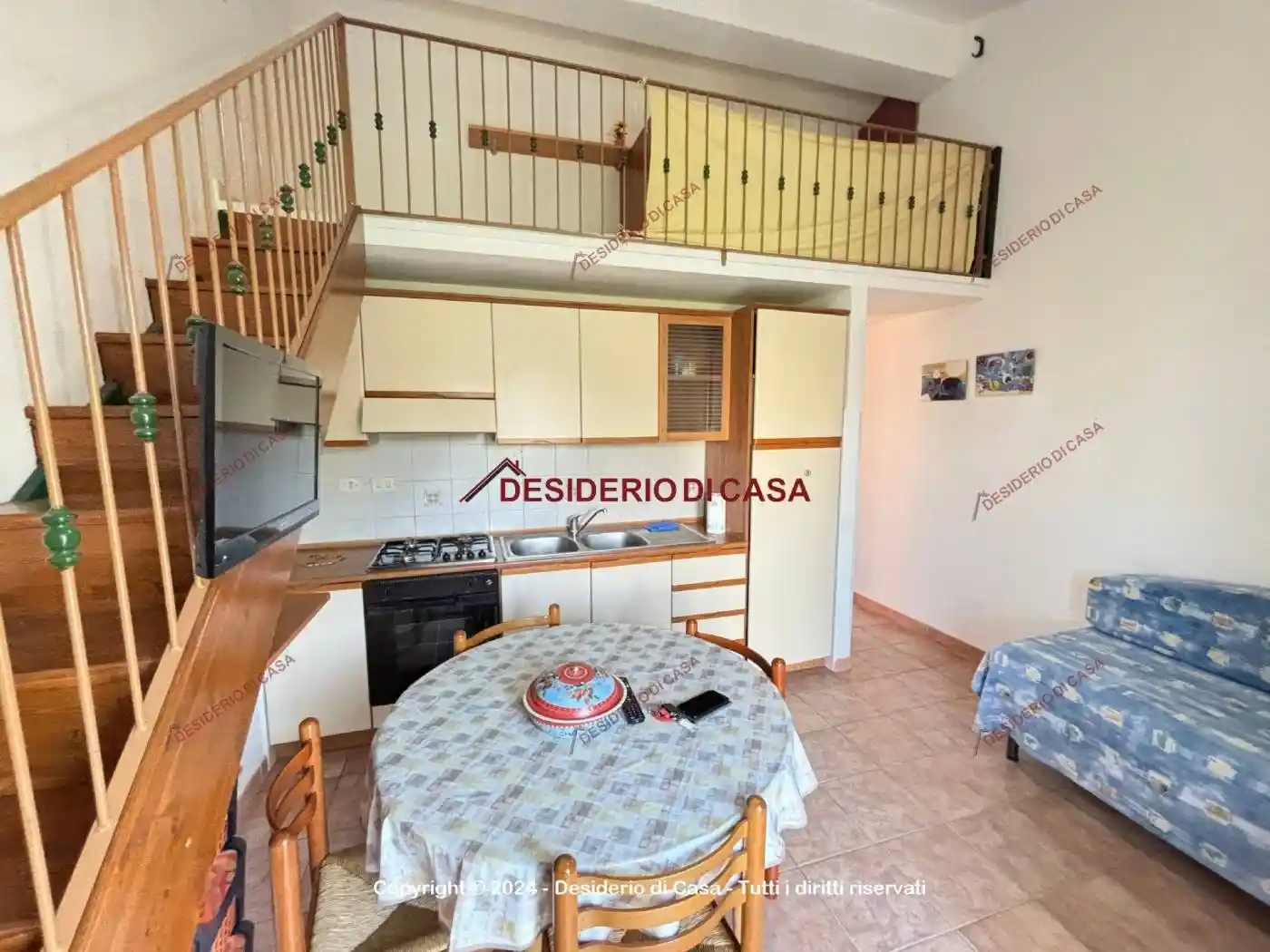 Appartamento in vendita a Campofelice di Roccella