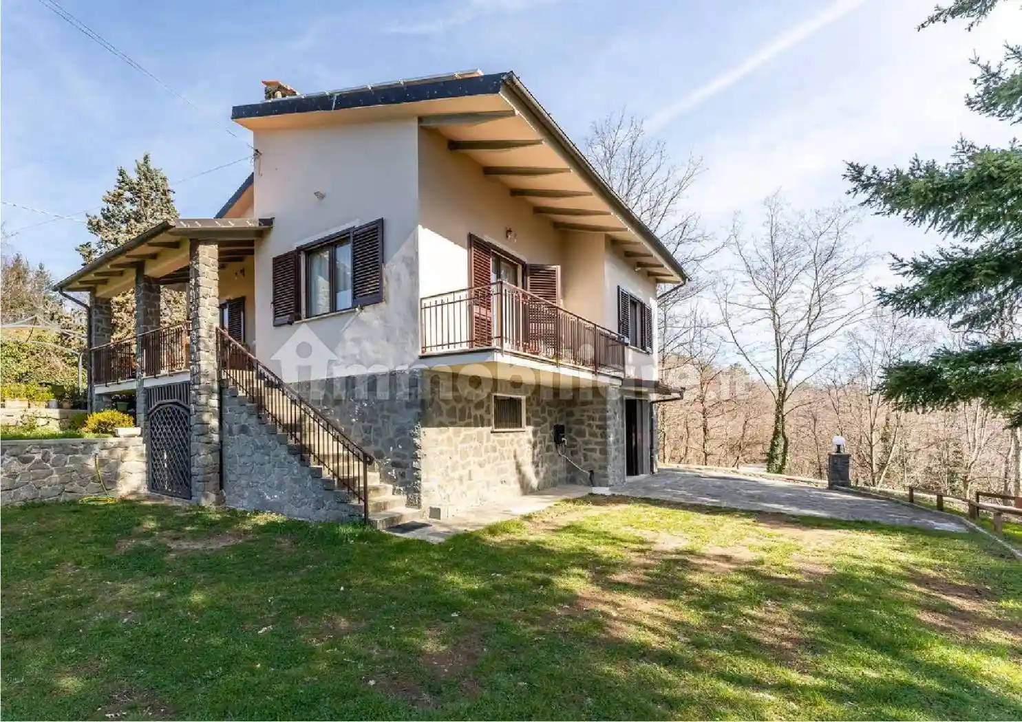 Villa in vendita a Pescia
